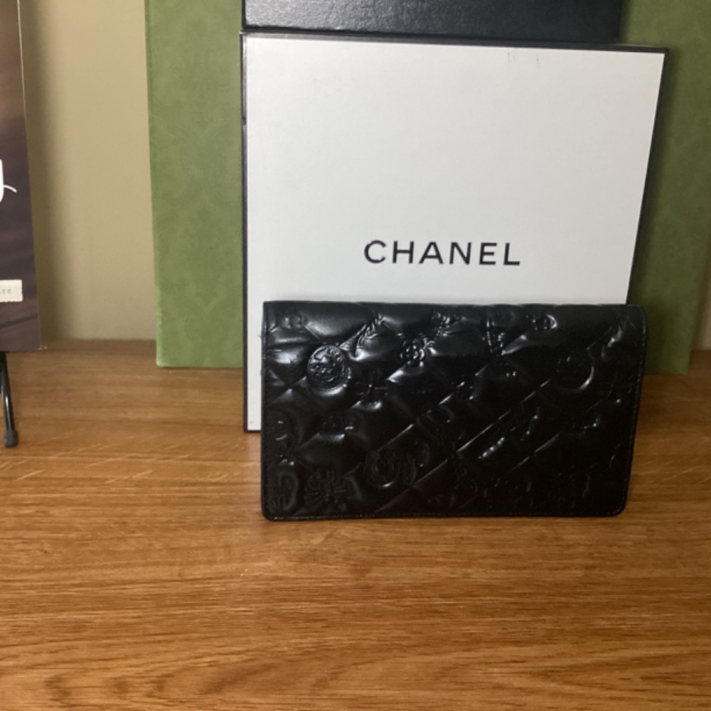 Chanel Lucky Charms Wallet - Picture 6 of 6